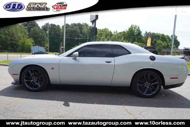 Used 2019 Dodge Challenger R/T Scat Pack RWD image 4