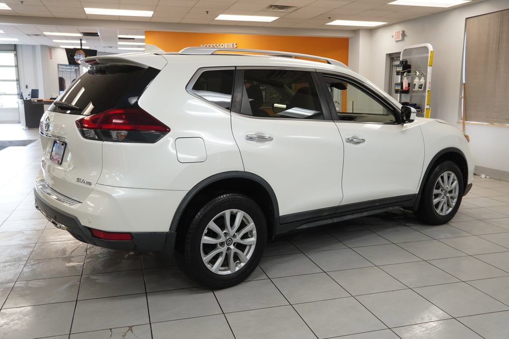 Used 2019 Nissan Rogue SV AWD/4WD image 12