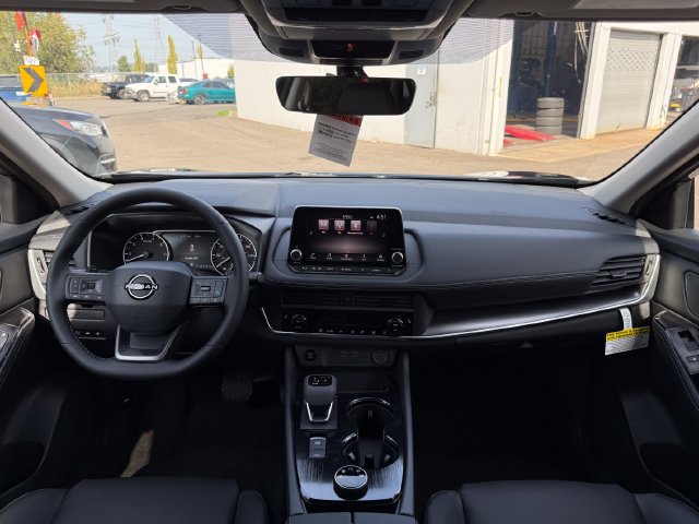 New 2026 Nissan Rogue Dark Armor AWD/4WD image 11