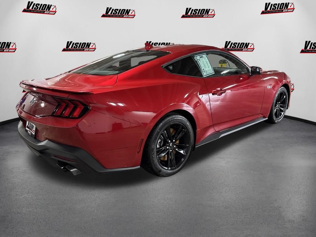 Used 2024 Ford Mustang GT RWD image 5