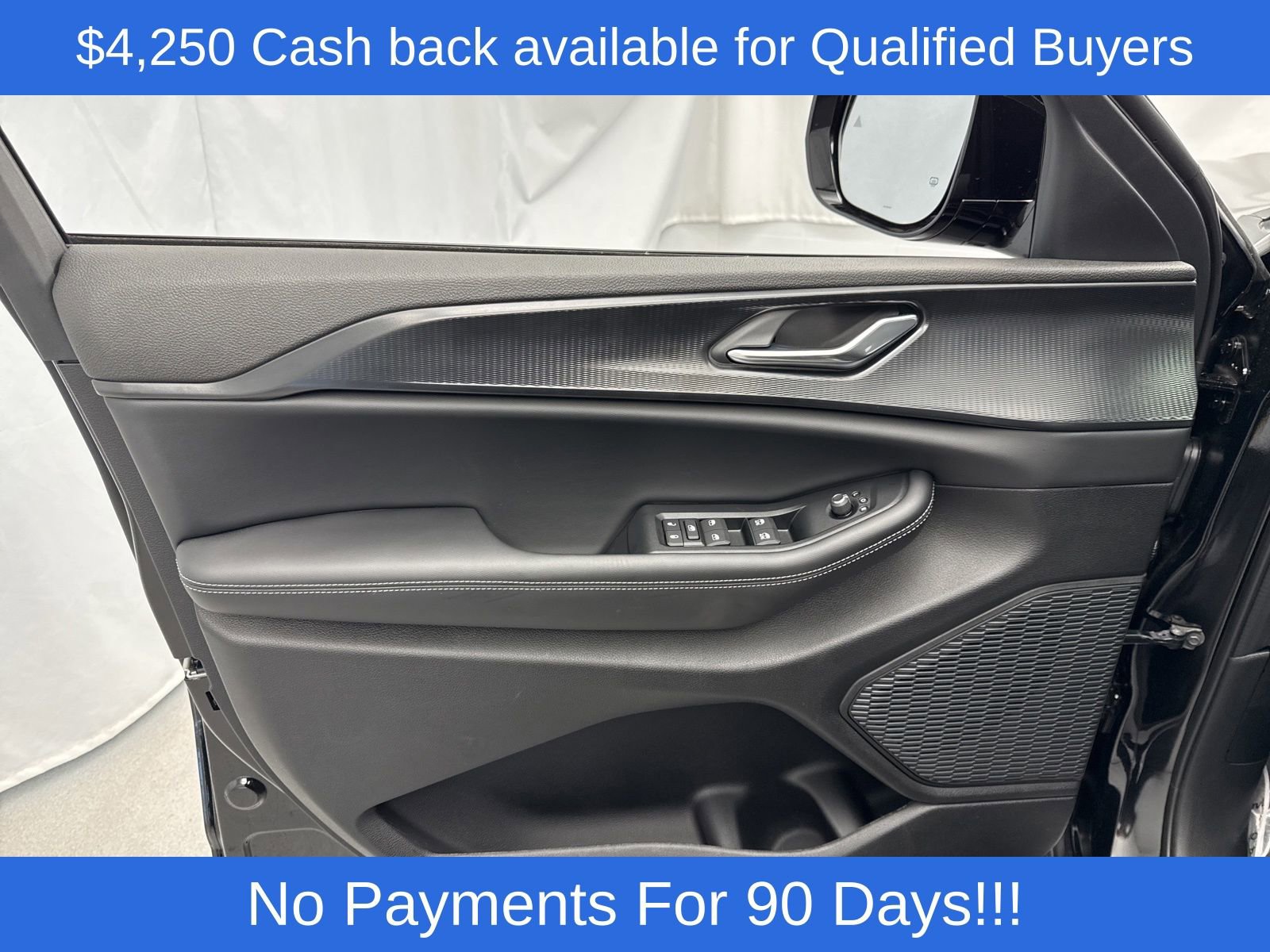 New 2025 Jeep Grand Cherokee Altitude image 13