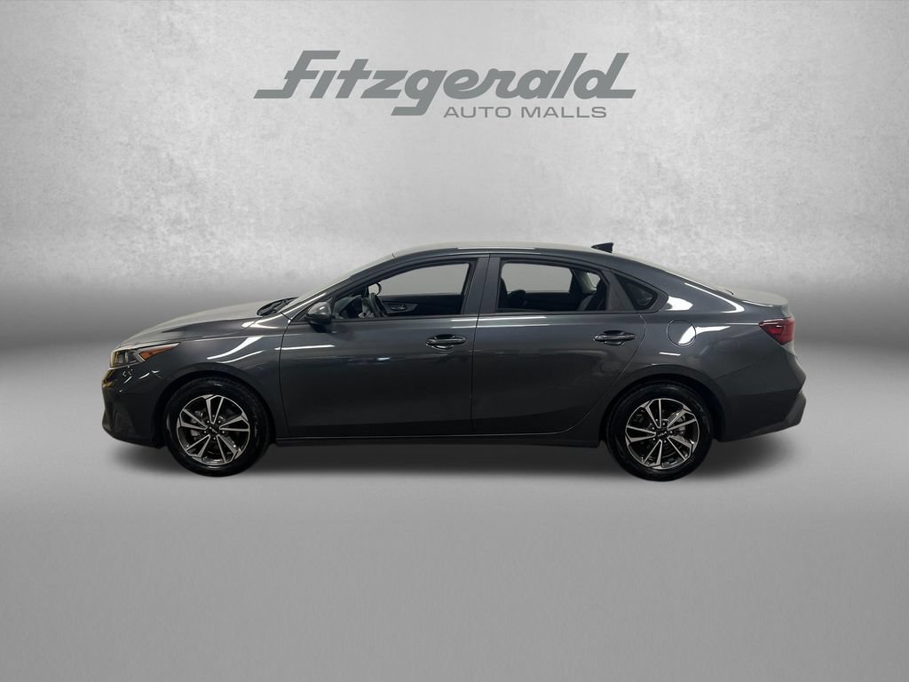 Used 2024 Kia Forte LXS FWD image 2