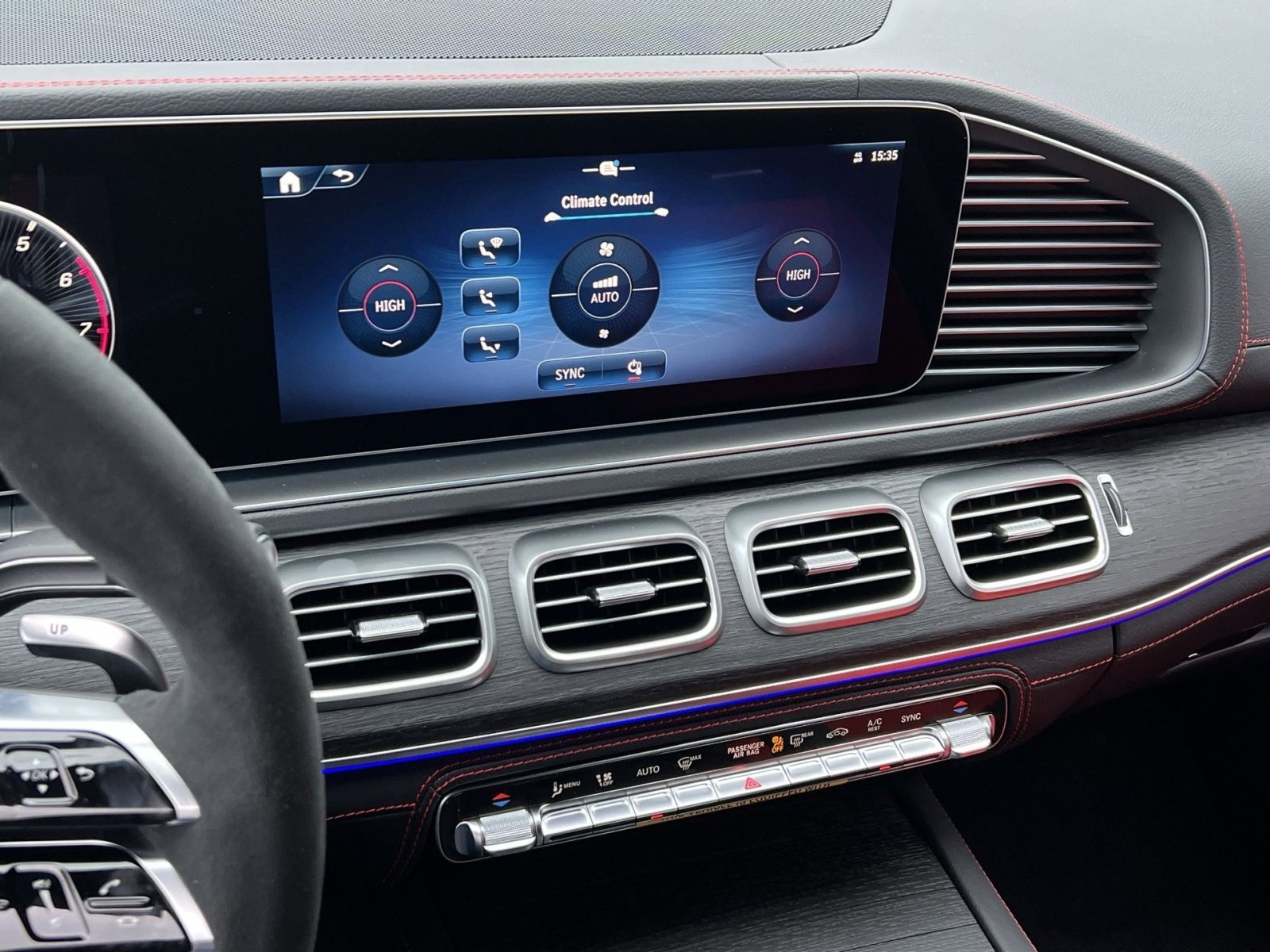 New 2026 Mercedes-Benz GLE 53 AMG 4MATIC Coupe image 19