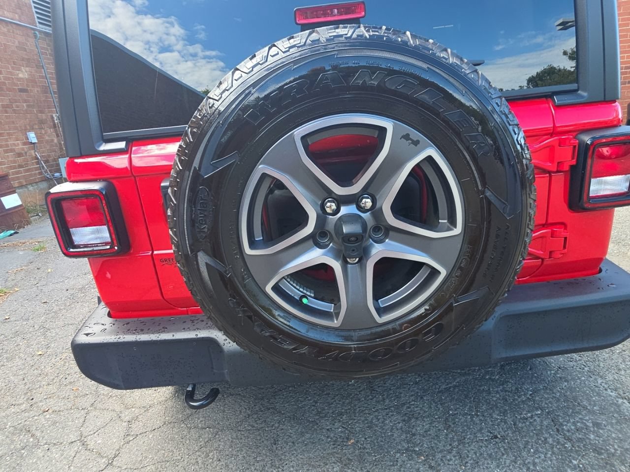 Used 2018 Jeep Wrangler Unlimited Sport S AWD/4WD image 30