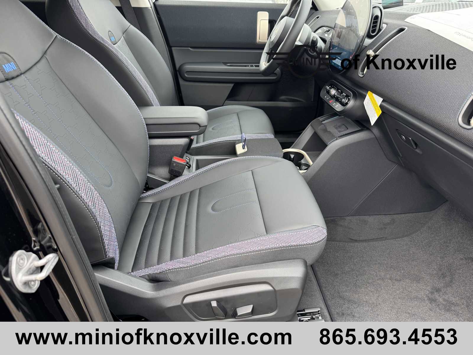 New 2025 MINI Cooper Countryman S w/ Comfort Package Max image 14