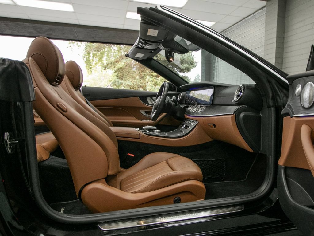 Used 2020 Mercedes-Benz E 450 4MATIC Cabriolet image 25