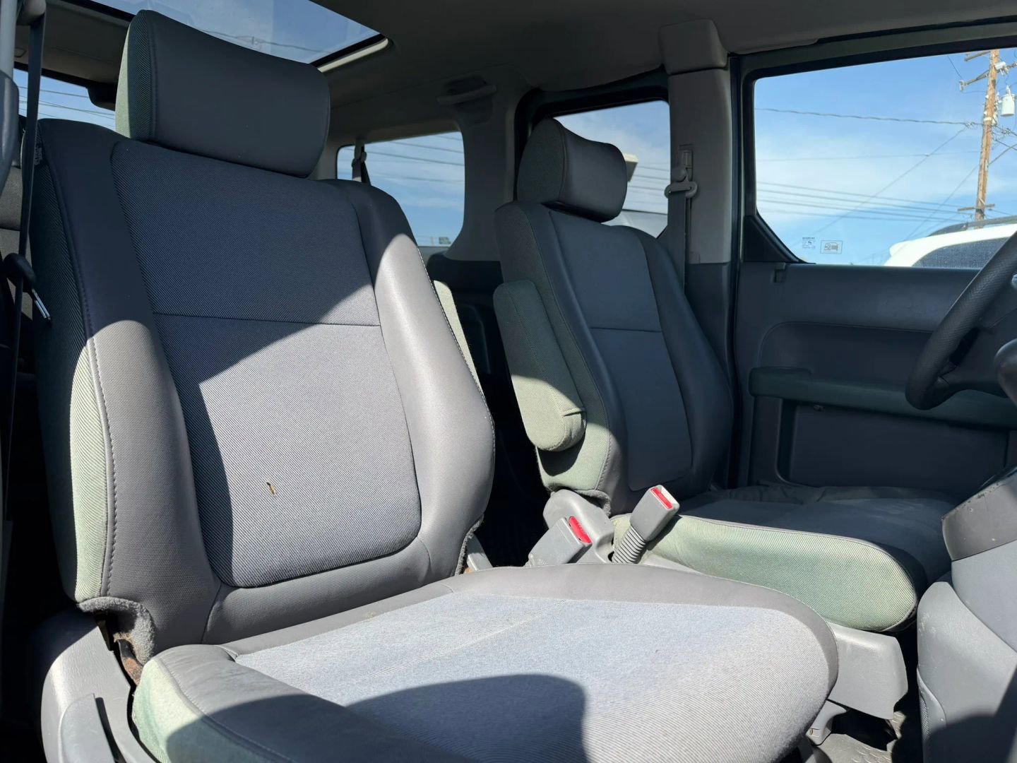 Used 2005 Honda Element EX image 15