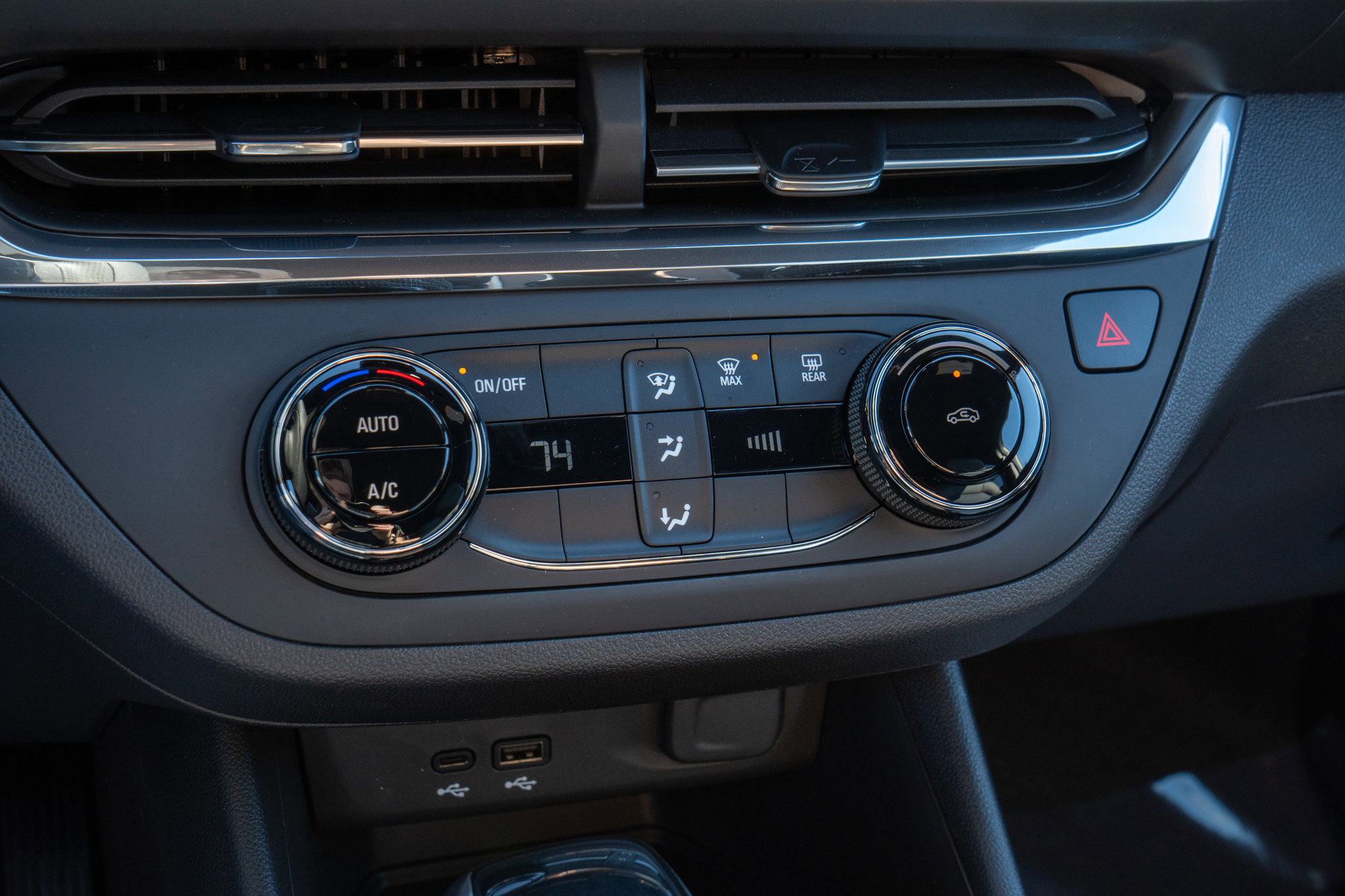 New 2026 Buick Envista Preferred FWD image 14