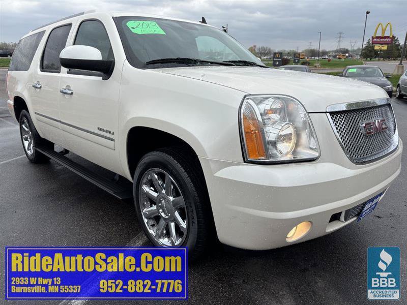Used 2013 GMC Yukon XL Denali AWD/4WD image 3