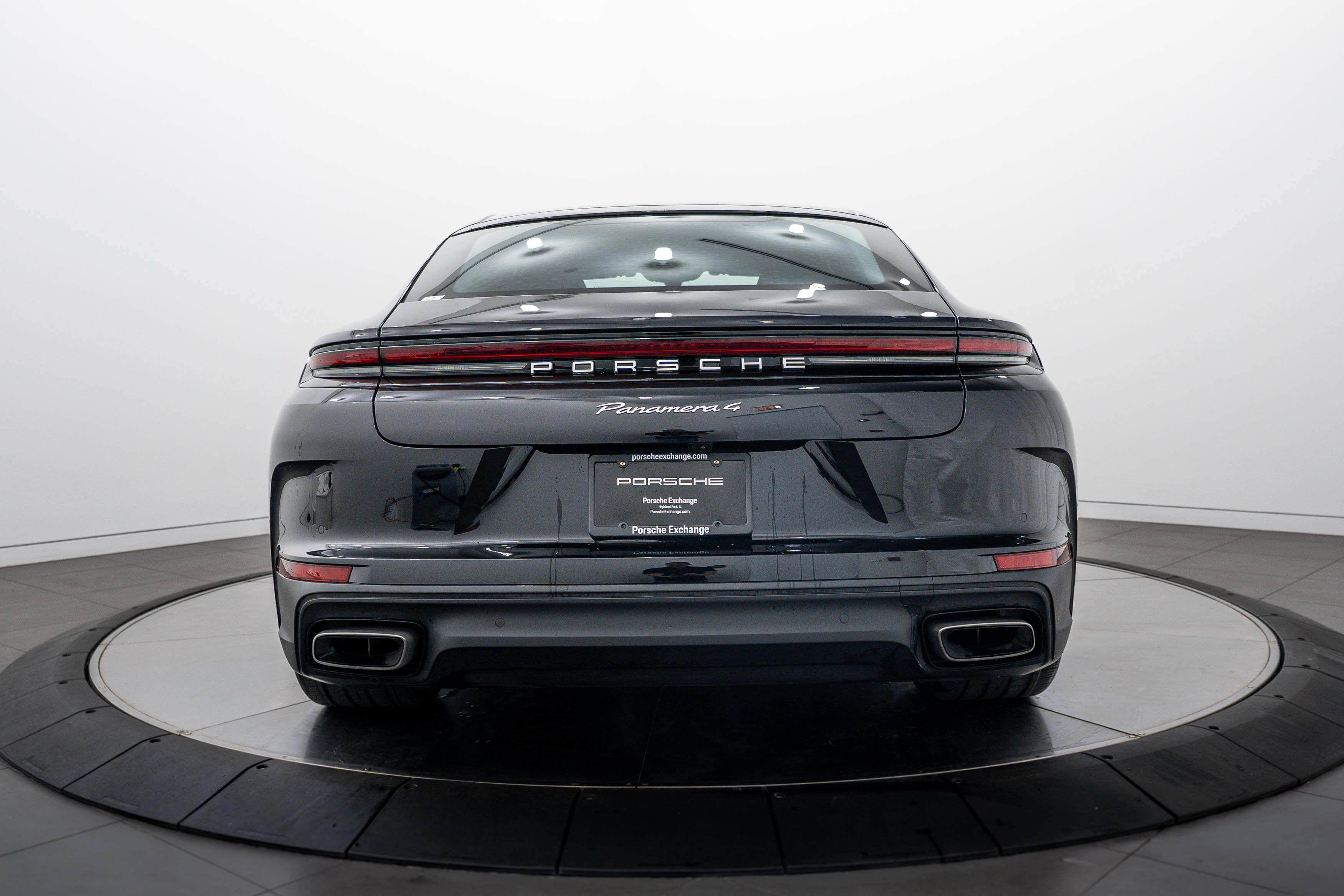 Certified 2026 Porsche Panamera 4 AWD/4WD image 6
