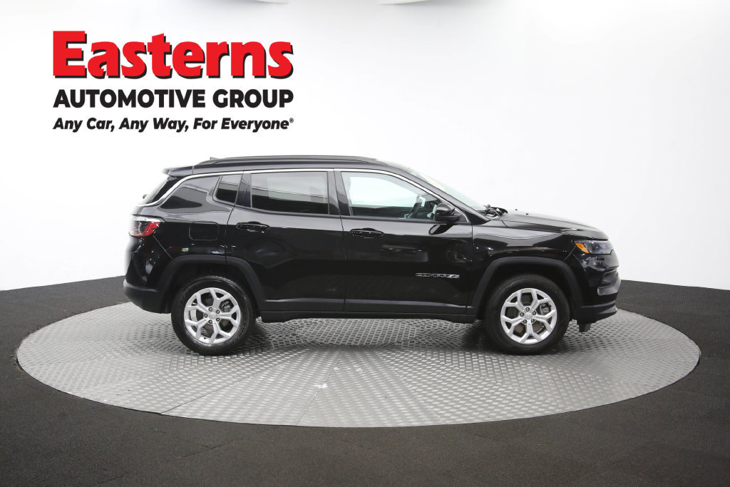 Used 2024 Jeep Compass Latitude AWD/4WD image 46