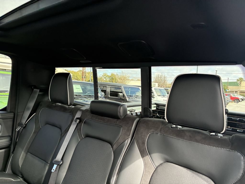 New 2026 RAM 1500 Laramie w/ Laramie Preferred Package AWD/4WD image 30