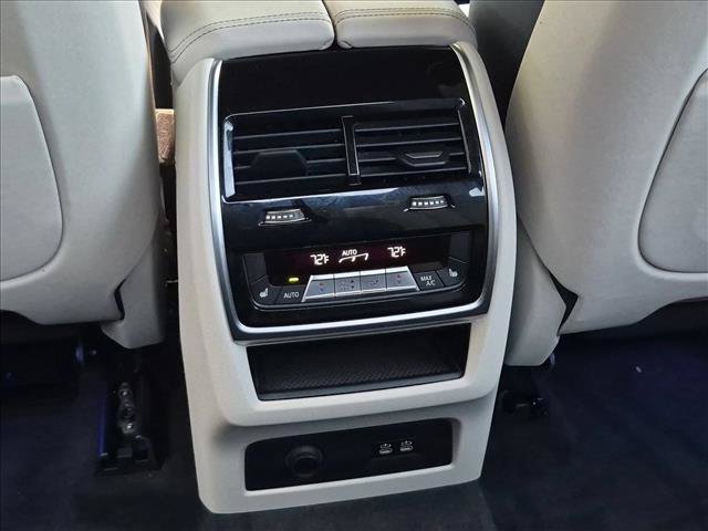 Used 2019 BMW X7 xDrive50i w/ Executive Package AWD/4WD image 19