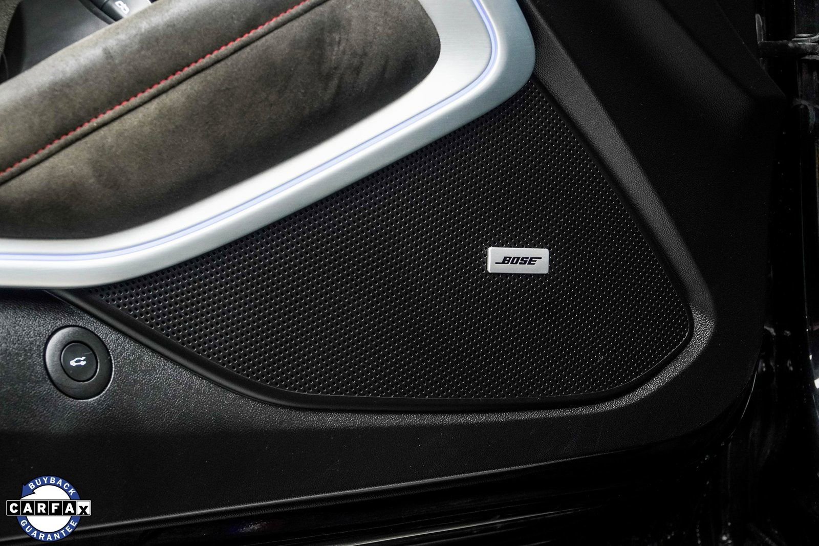 Used 2021 Chevrolet Camaro ZL1 RWD image 32