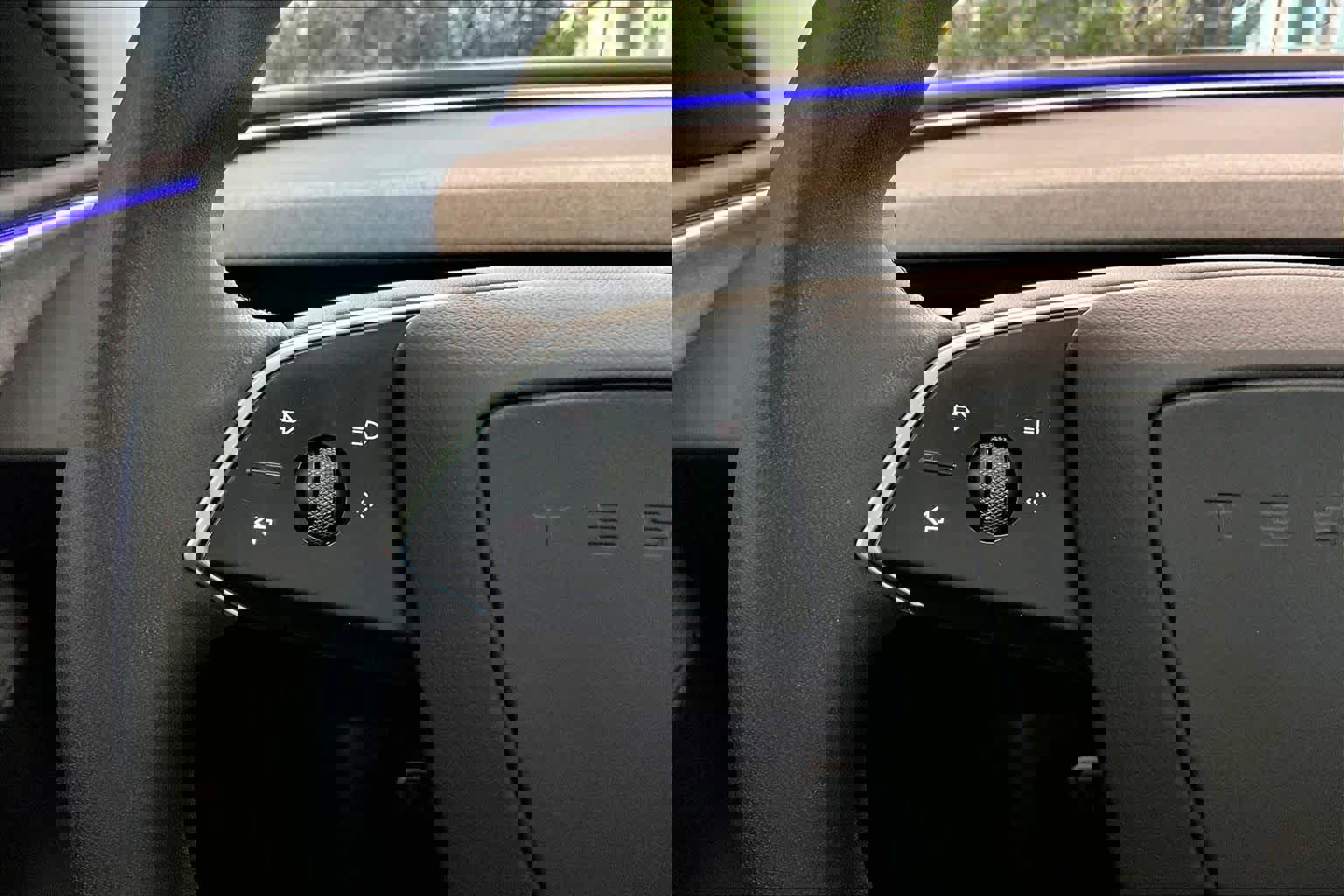 Used 2024 Tesla Model 3 Standard Range image 22