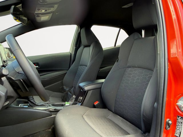 Used 2025 Toyota Corolla SE FWD image 15