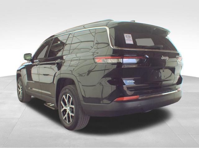Used 2024 Jeep Grand Cherokee L Limited w/ Luxury Tech Group II image 3