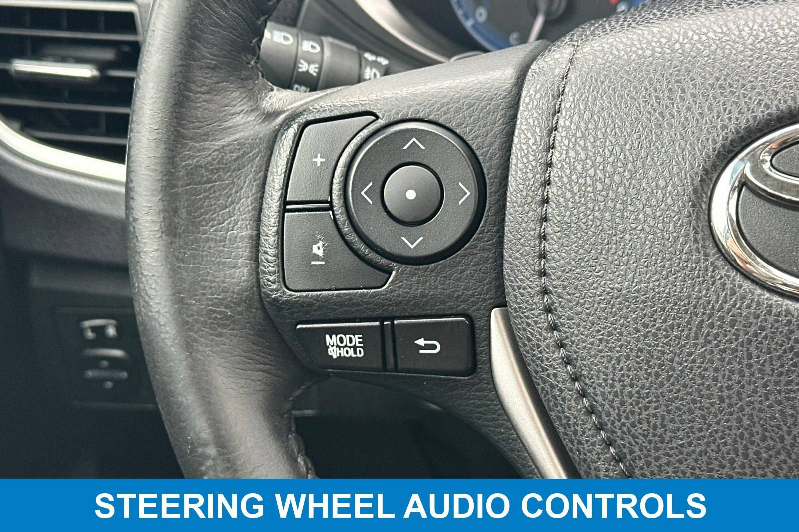 Used 2015 Toyota Corolla S FWD image 25
