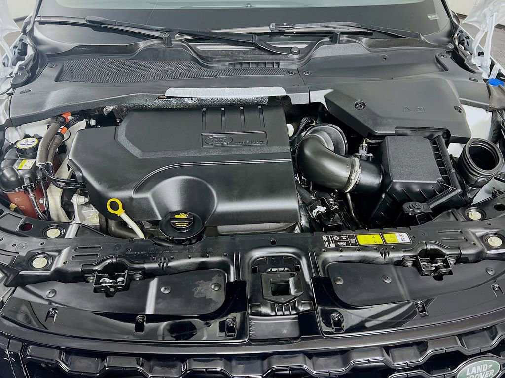 Used 2022 Land Rover Range Rover Evoque R-Dynamic SE image 32