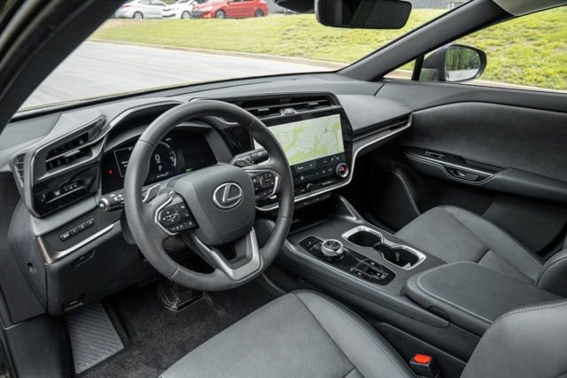 Used 2025 Lexus RZ 300e w/ Cold Area Package FWD image 23