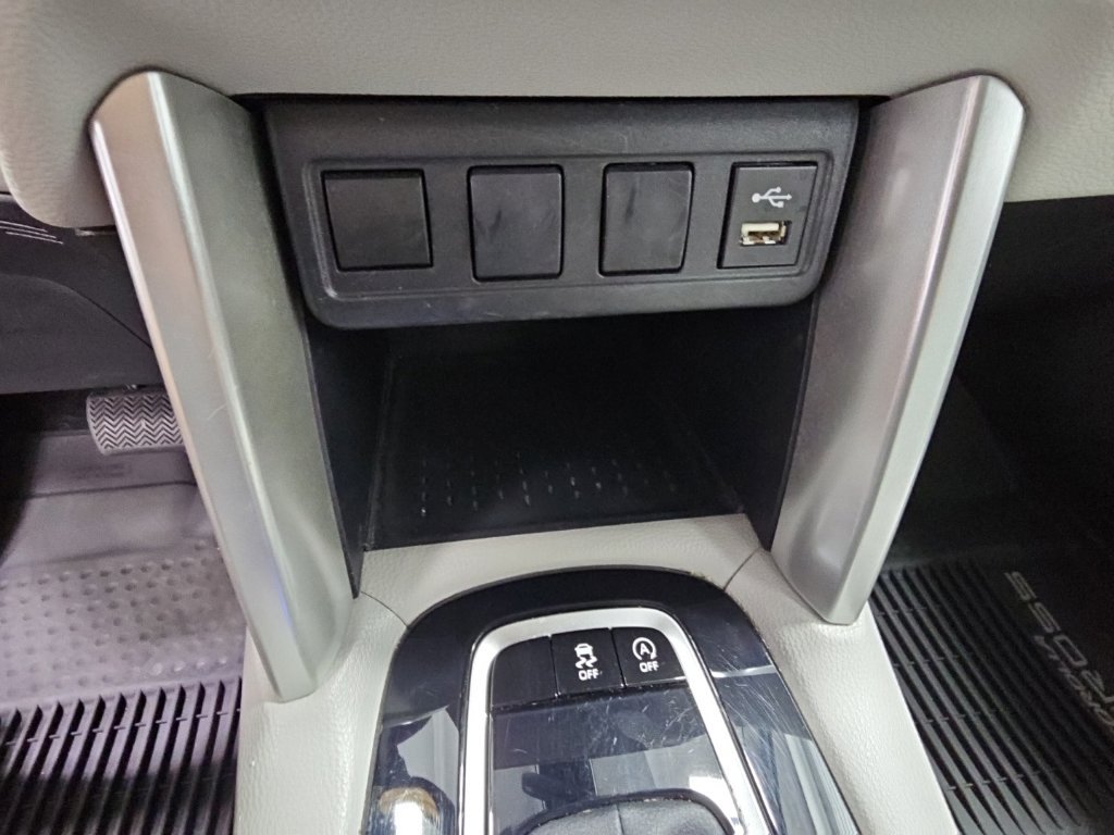 Used 2022 Toyota Corolla Cross L FWD image 19