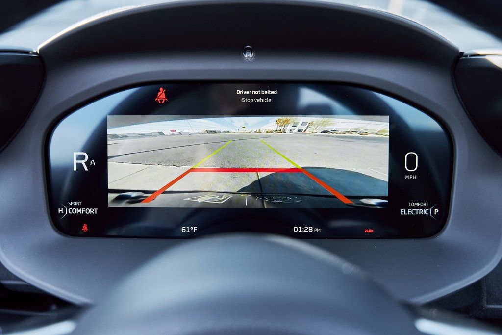 Used 2025 McLaren Artura Spider RWD image 77