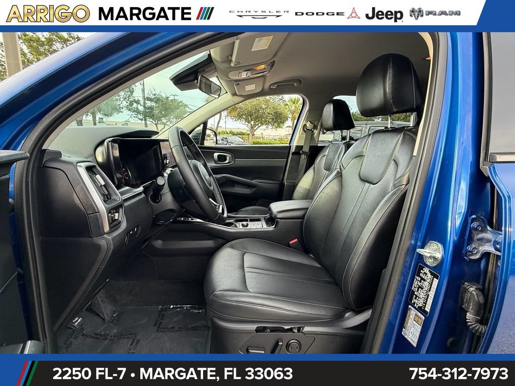 Used 2022 Kia Sorento S FWD image 9