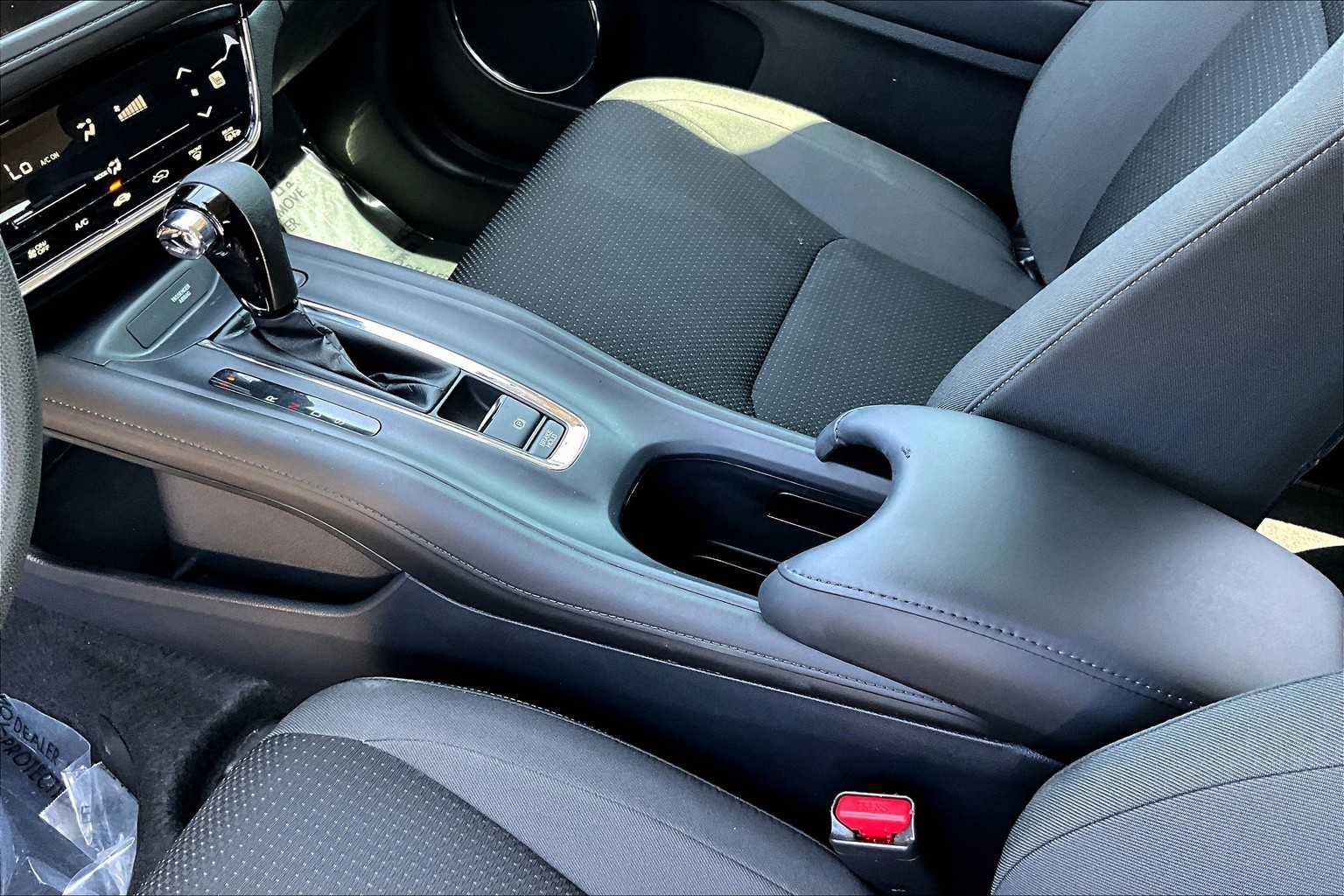 Used 2022 Honda HR-V EX image 17