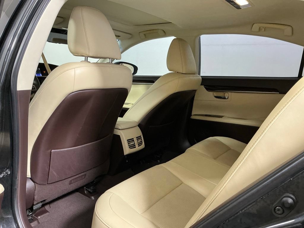Used 2016 Lexus ES 350 w/ Premium Package w/Wood Trim FWD image 24