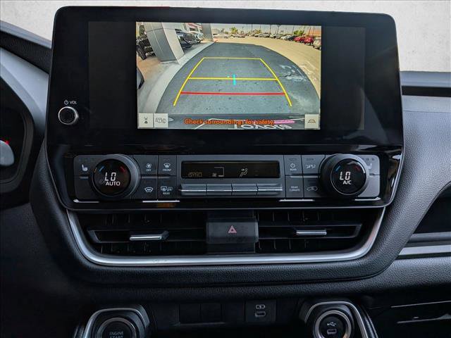 Used 2025 Toyota Grand Highlander FWD image 13