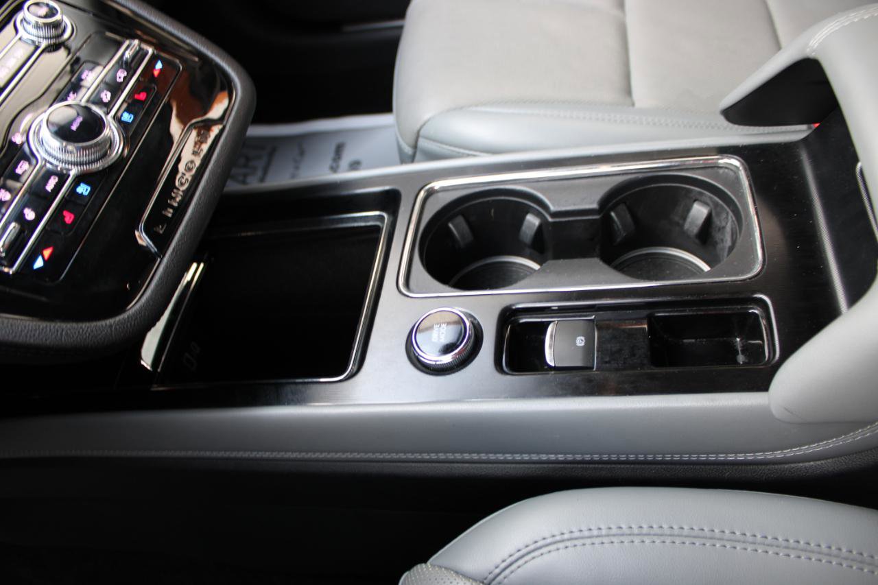 Used 2022 Lincoln Corsair Reserve w/ Elements Package FWD image 35