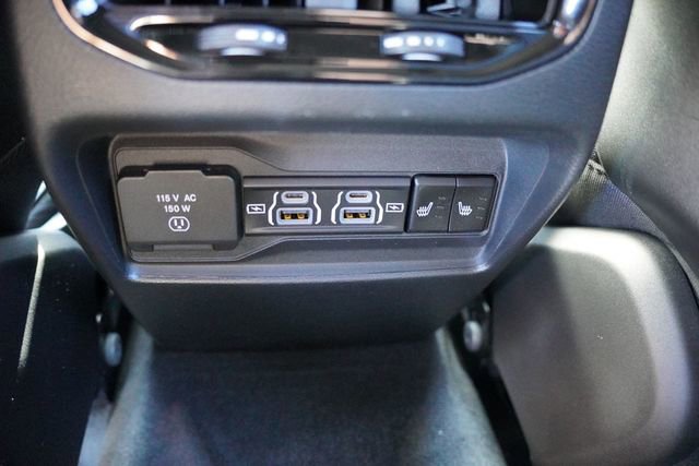 New 2025 Jeep Grand Cherokee Limited w/ Trailer Tow Package image 12