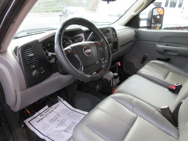 Used 2007 Chevrolet Silverado 3500 W/T w/ Snow Plow Prep Package image 8