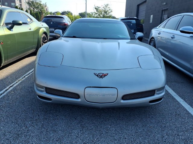 Used 2004 Chevrolet Corvette Z06 w/ Memory Package RWD image 2