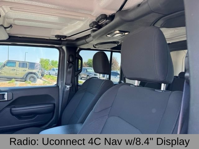 Certified 2023 Jeep Wrangler Unlimited AWD/4WD image 15