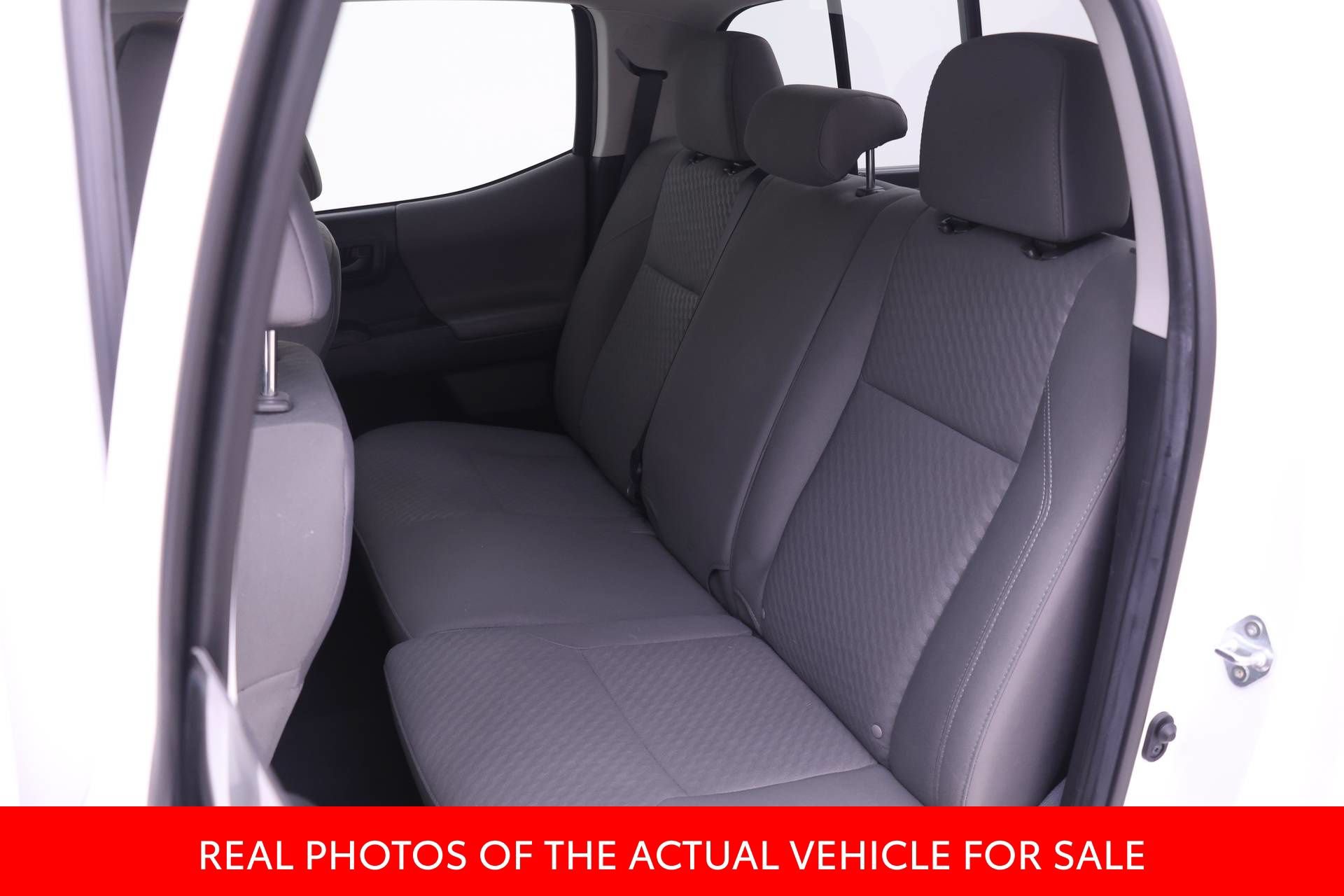 Certified 2023 Toyota Tacoma SR AWD/4WD image 10