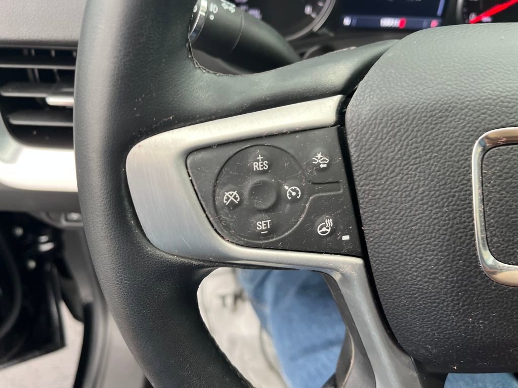 Used 2024 GMC Terrain SLT w/ Tech Package image 11