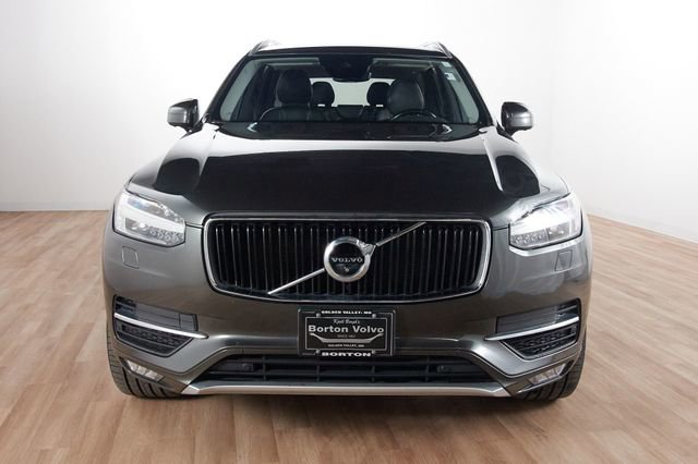 Used 2018 Volvo XC90 T6 Momentum w/ Convenience Package AWD/4WD image 2