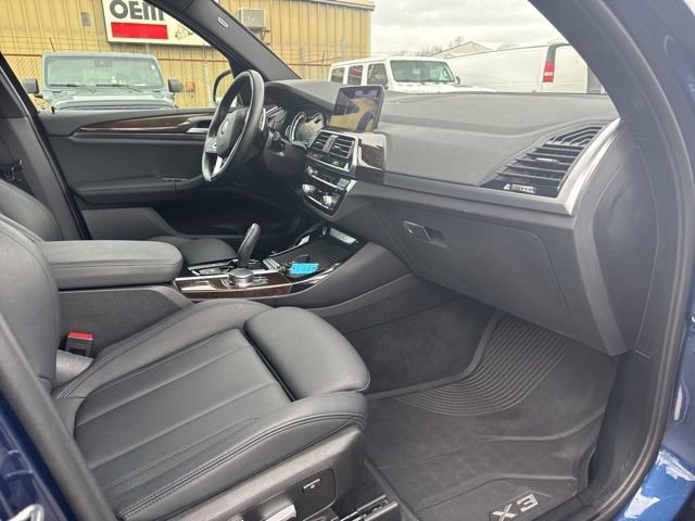 Used 2018 BMW X3 xDrive30i image 10
