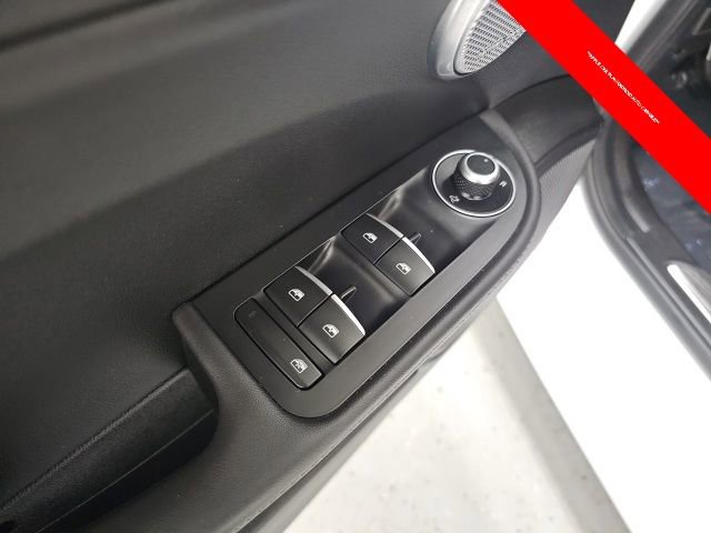 Used 2024 Alfa Romeo Giulia Veloce image 13