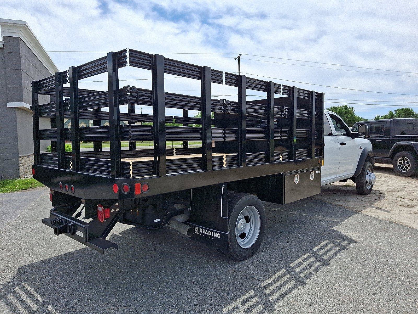 New 2024 RAM 5500 Tradesman w/ Chrome Appearance Group AWD/4WD image 4