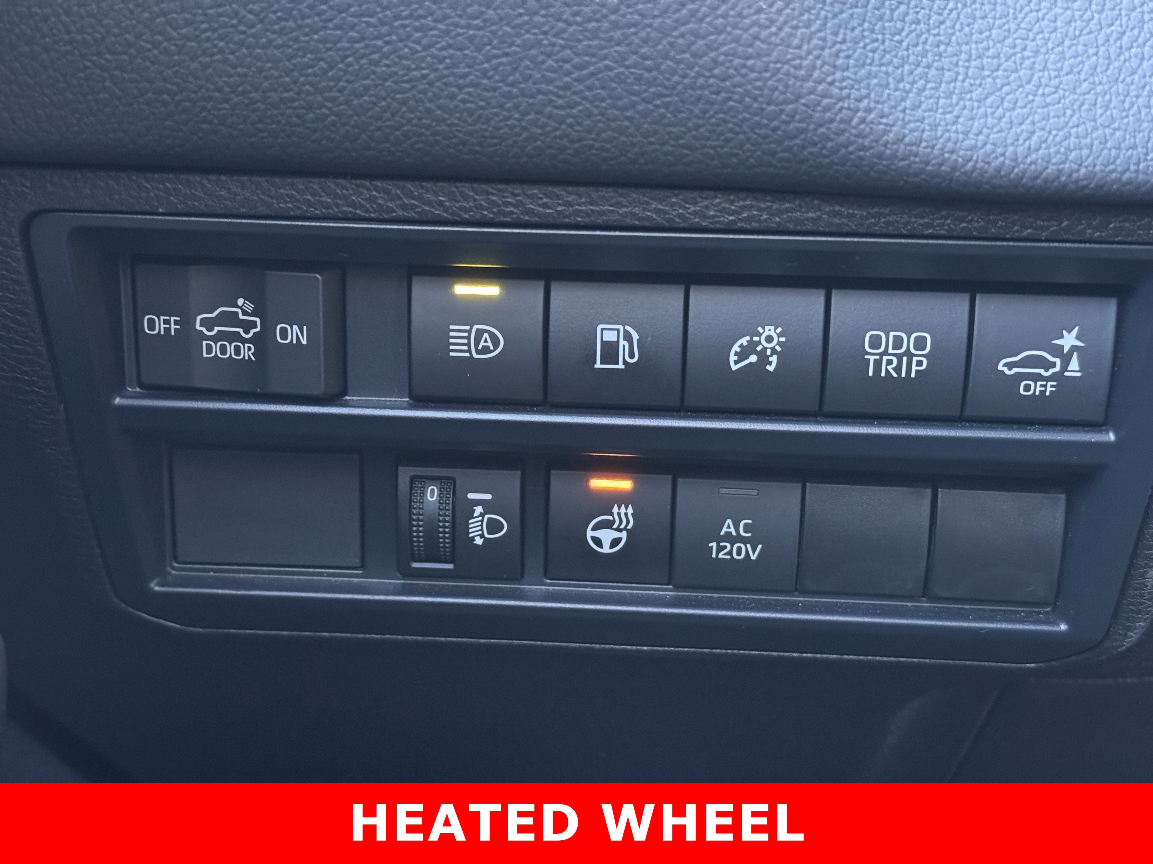 Used 2025 Toyota Tundra Limited image 21