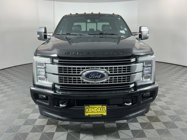Used 2017 Ford F350 Platinum w/ Platinum Ultimate Package image 2