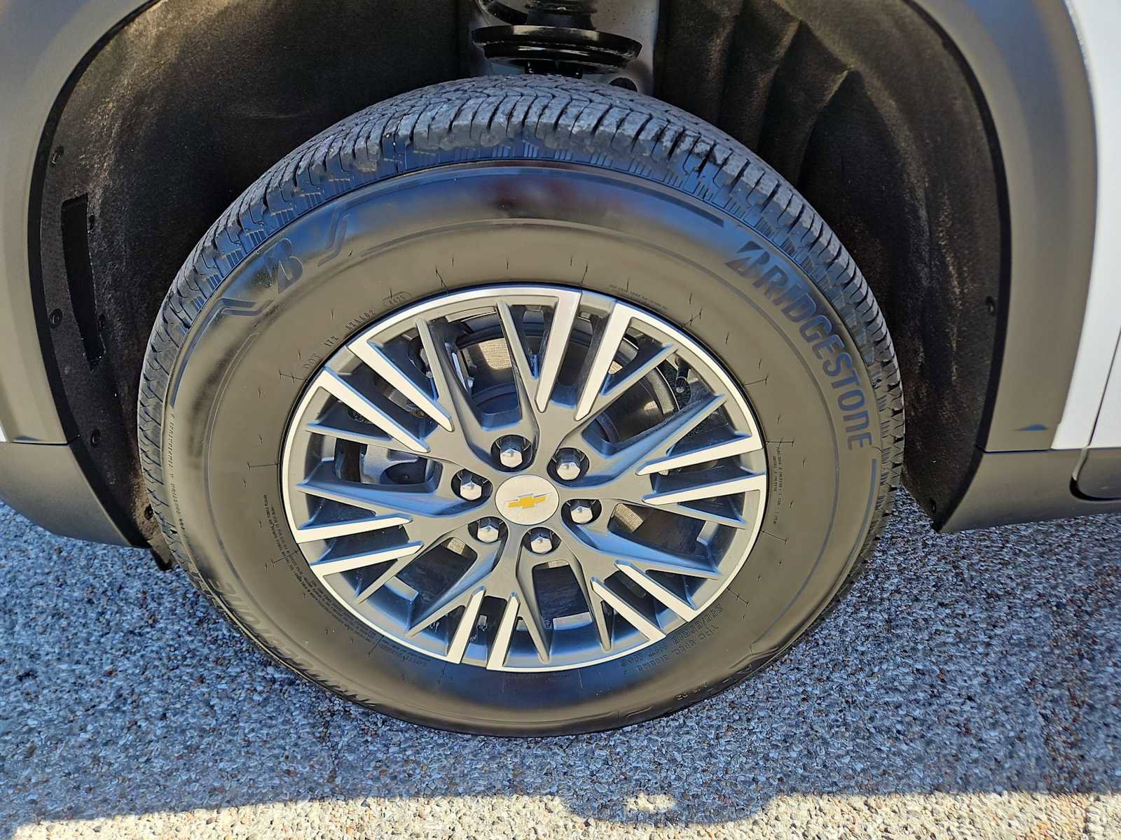 New 2026 Chevrolet Traverse LT w/ Driver Confidence Package image 12