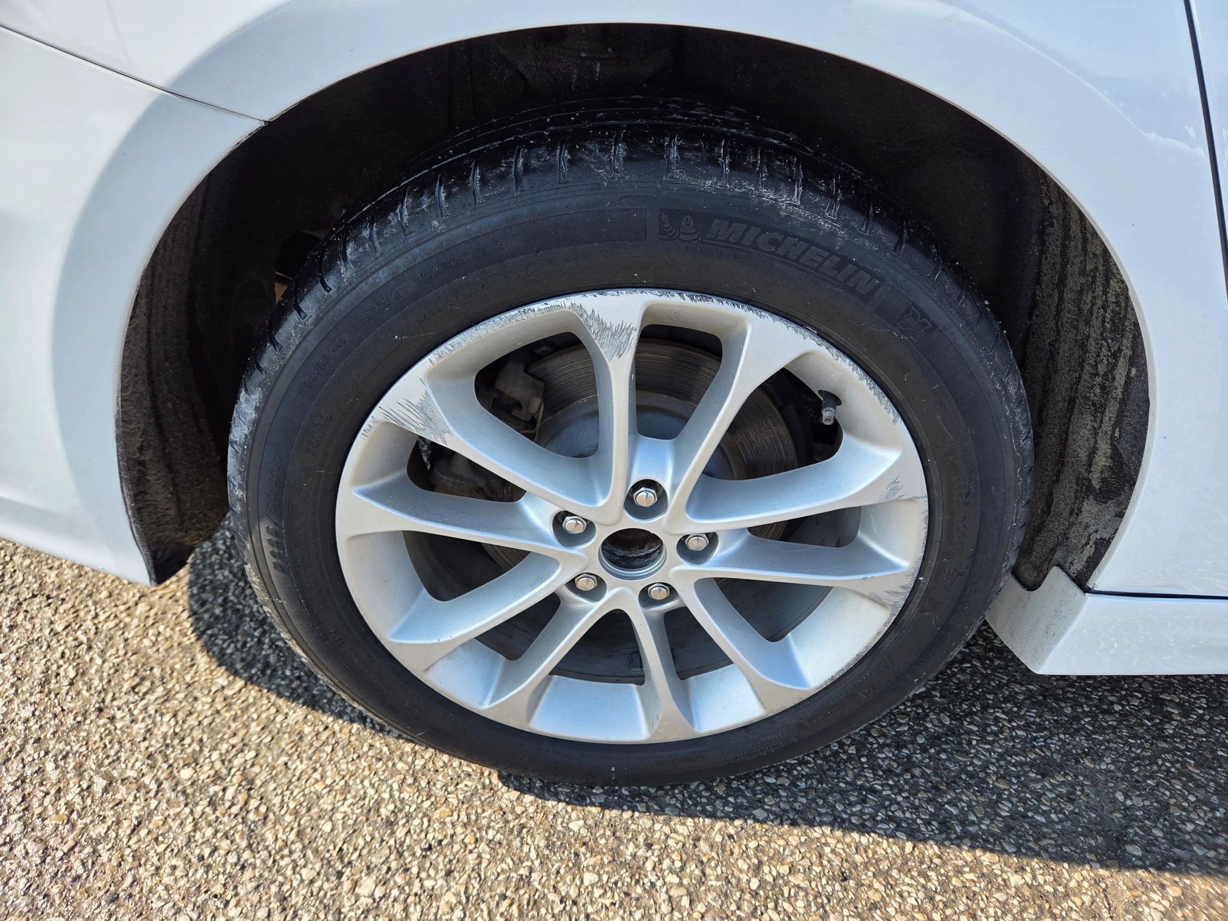 Used 2019 Ford Fusion SE image 10