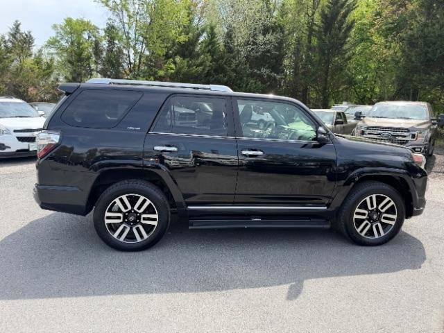 Used 2015 Toyota 4Runner Limited AWD/4WD image 6