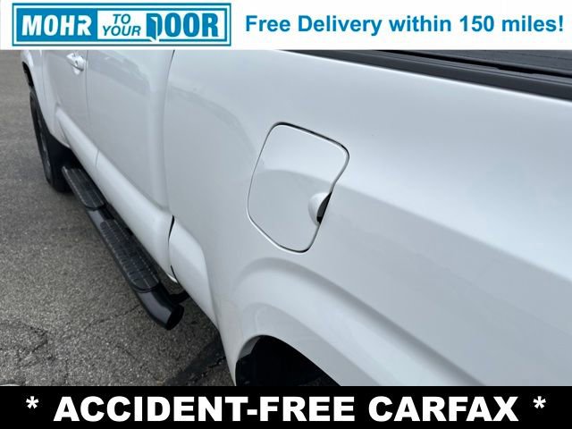 Used 2019 Toyota Tacoma SR image 12