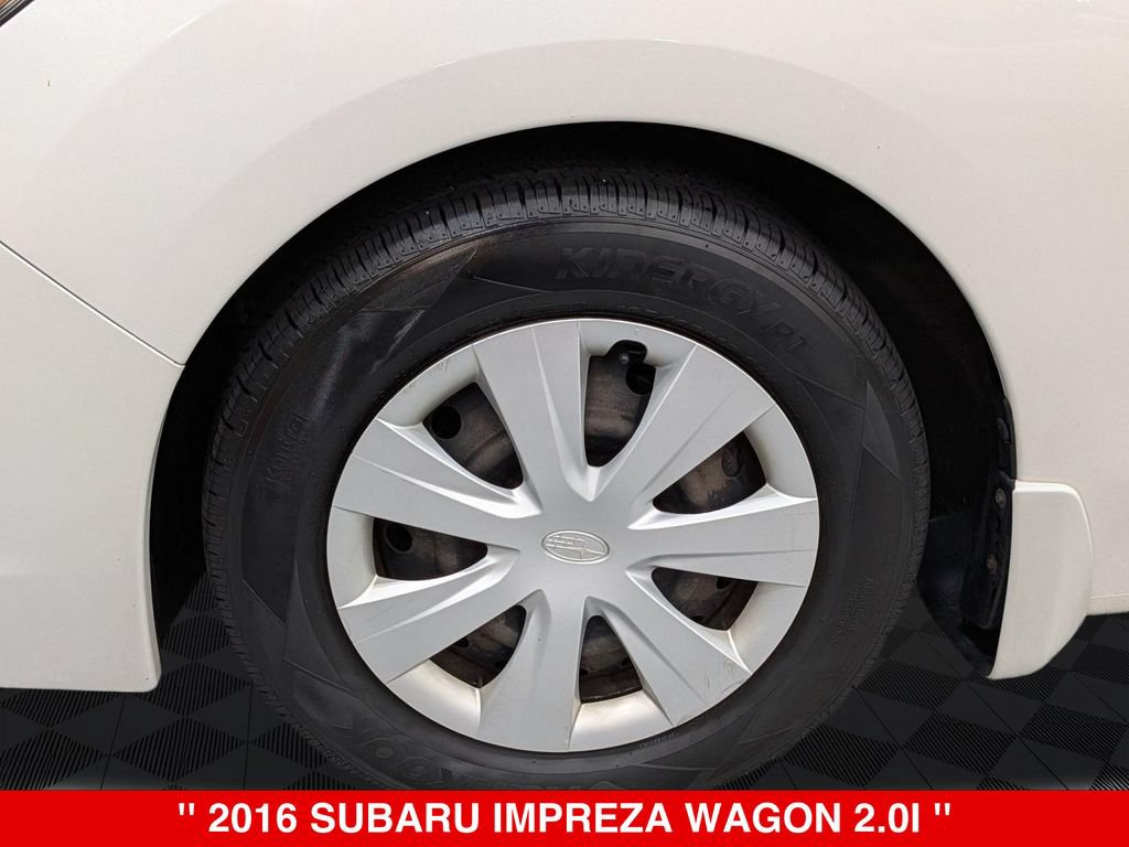 Used 2016 Subaru Impreza 2.0i AWD/4WD image 9