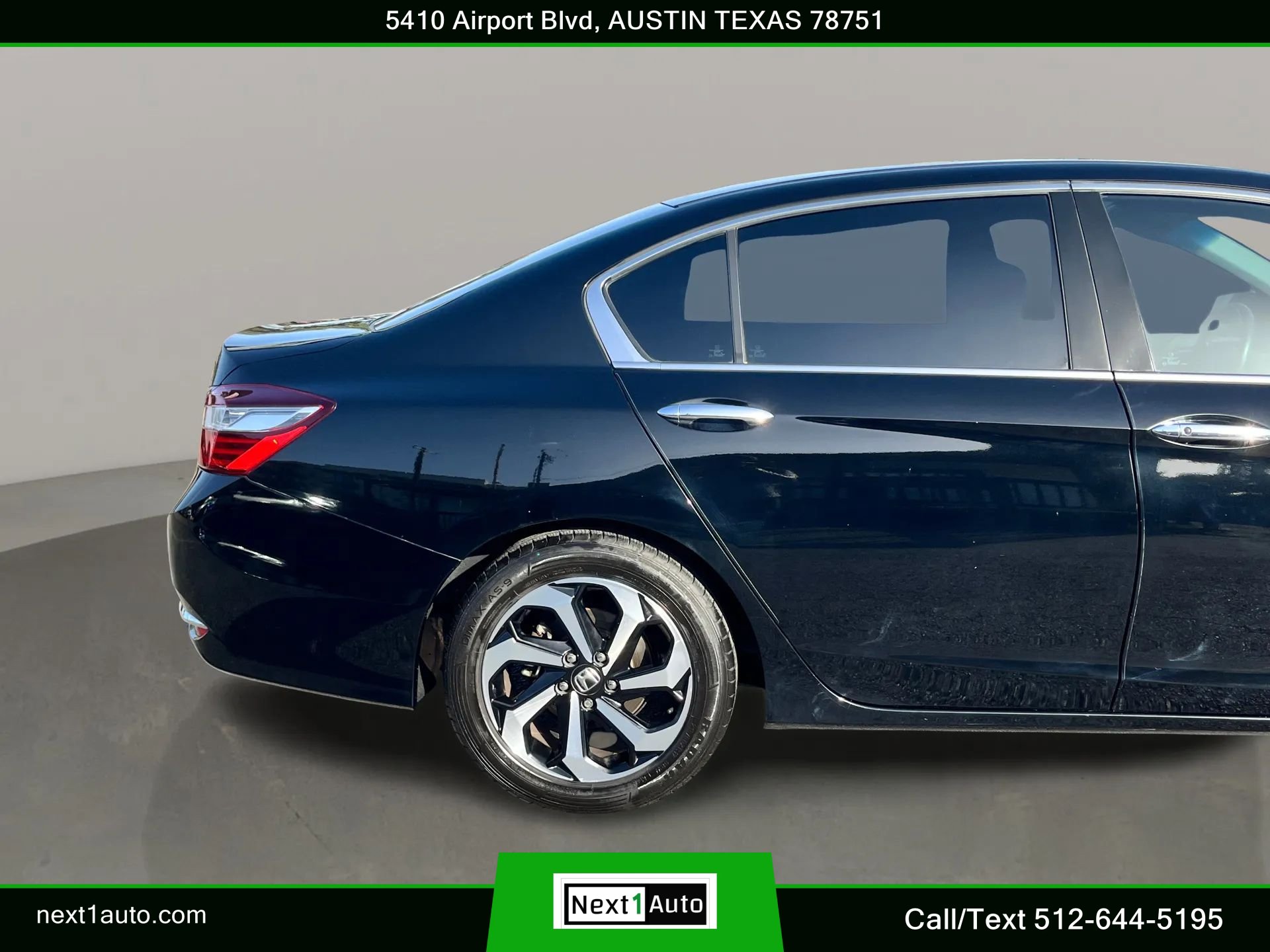 Used 2017 Honda Accord EX-L image 8