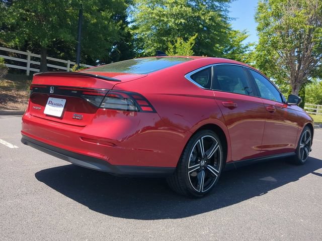 Used 2025 Honda Accord Sport image 4